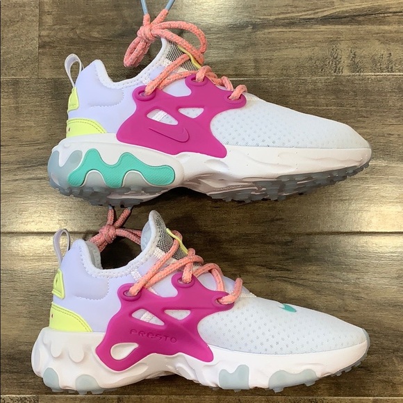 W NIKE REACT PRESTO White/Hyper Violet - Picture 2 of 16